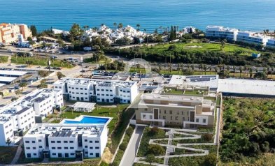 Neue Gebäude - Áticos -
Estepona - Calle Josefina Samper