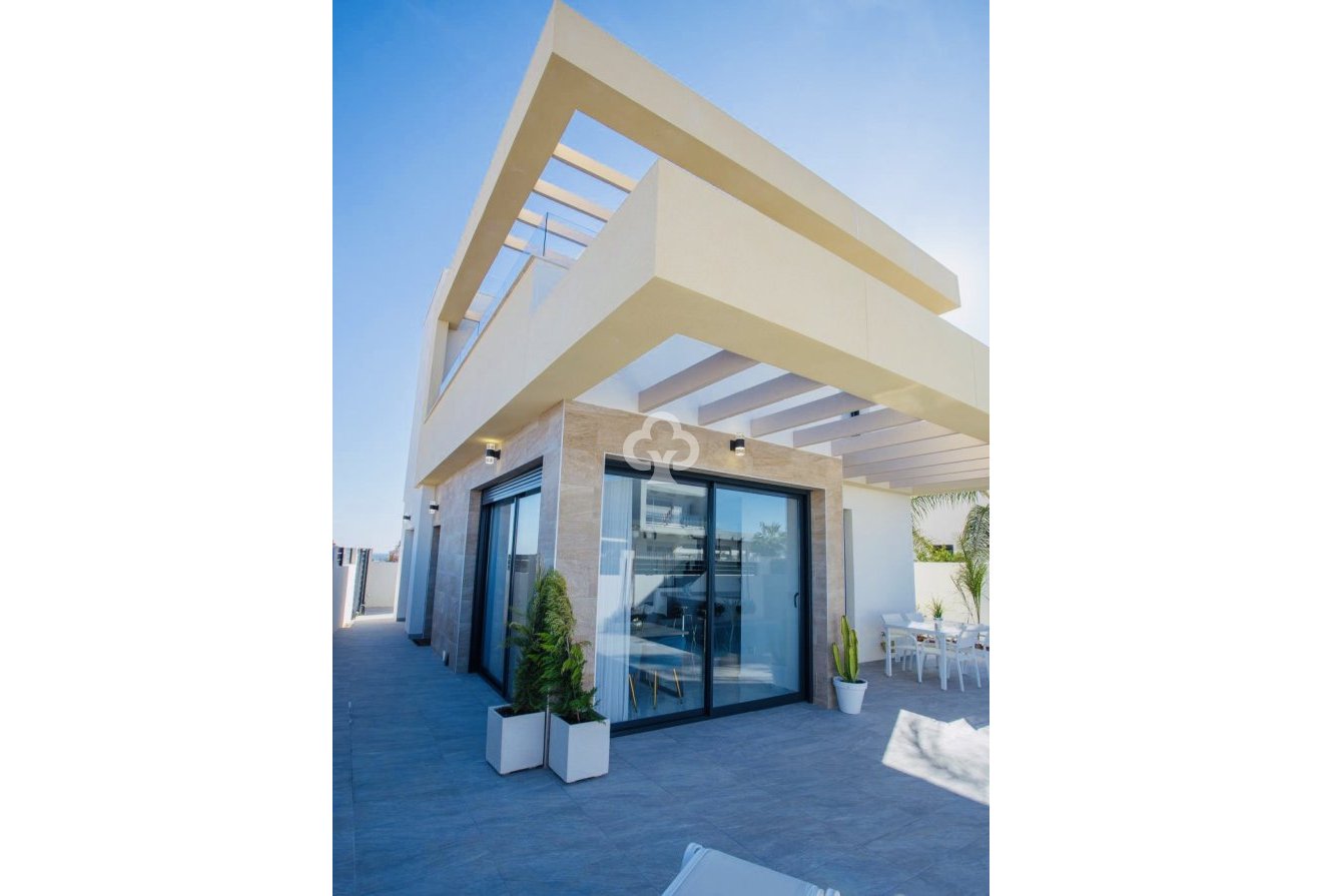 New Build - Chalet independiente -
Los Montesinos - 03187