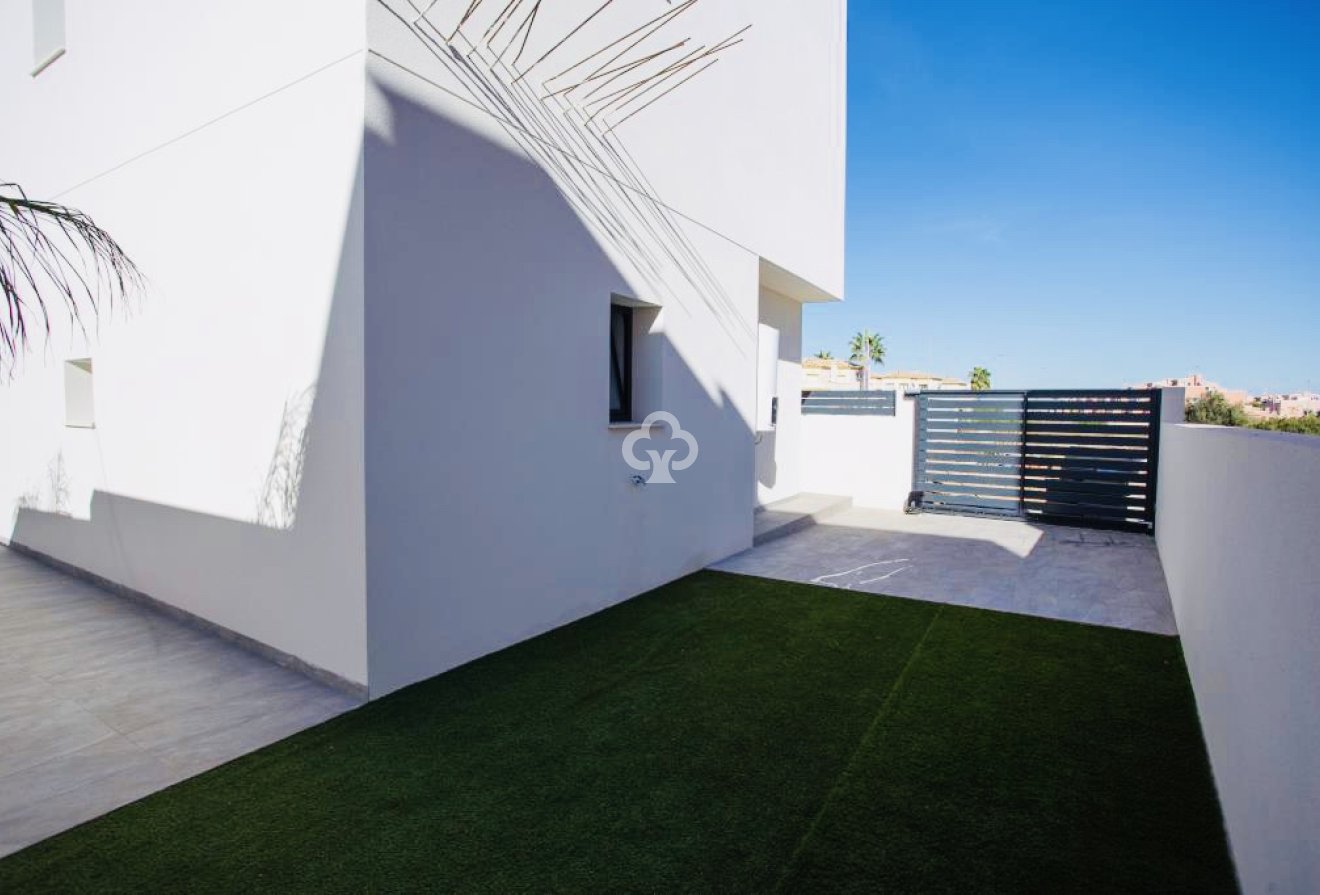 New Build - Chalet independiente -
Los Montesinos - 03187