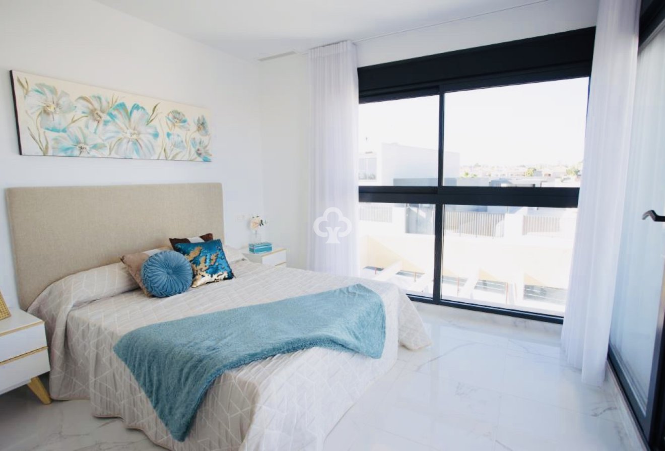 New Build - Chalet independiente -
Los Montesinos - 03187