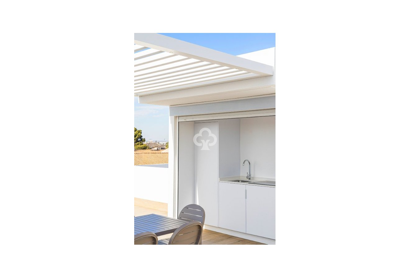 Neue Gebäude - Bajos -
San Pedro del Pinatar