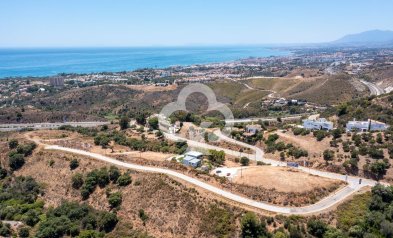 Neue Gebäude - Áticos -
Marbella - Urbanización Altos de los Monteros s/n