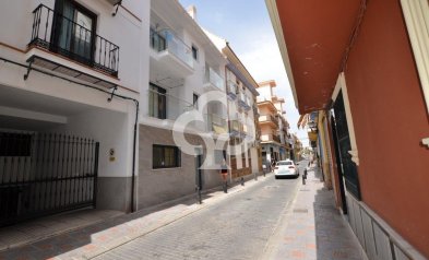 Reventa - Apartamento -
Fuengirola - Puerto Deportivo