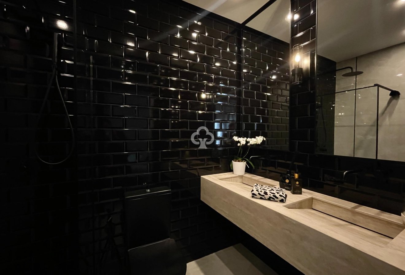 Reventa - Adosado -
Fuengirola - 2ª Línea de playa