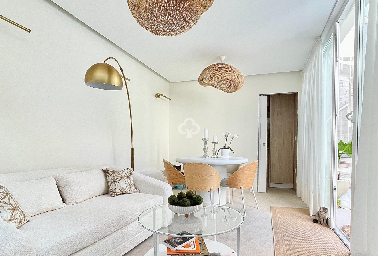 Reventa - Adosado -
Fuengirola - 2ª Línea de playa