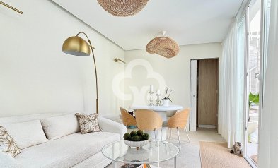 Reventa - Adosado -
Fuengirola - 2ª Línea de playa