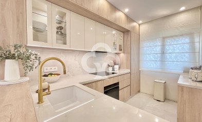 Reventa - Adosado -
Fuengirola - 2ª Línea de playa