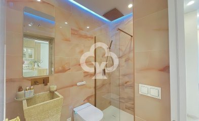 Reventa - Adosado -
Fuengirola - 2ª Línea de playa