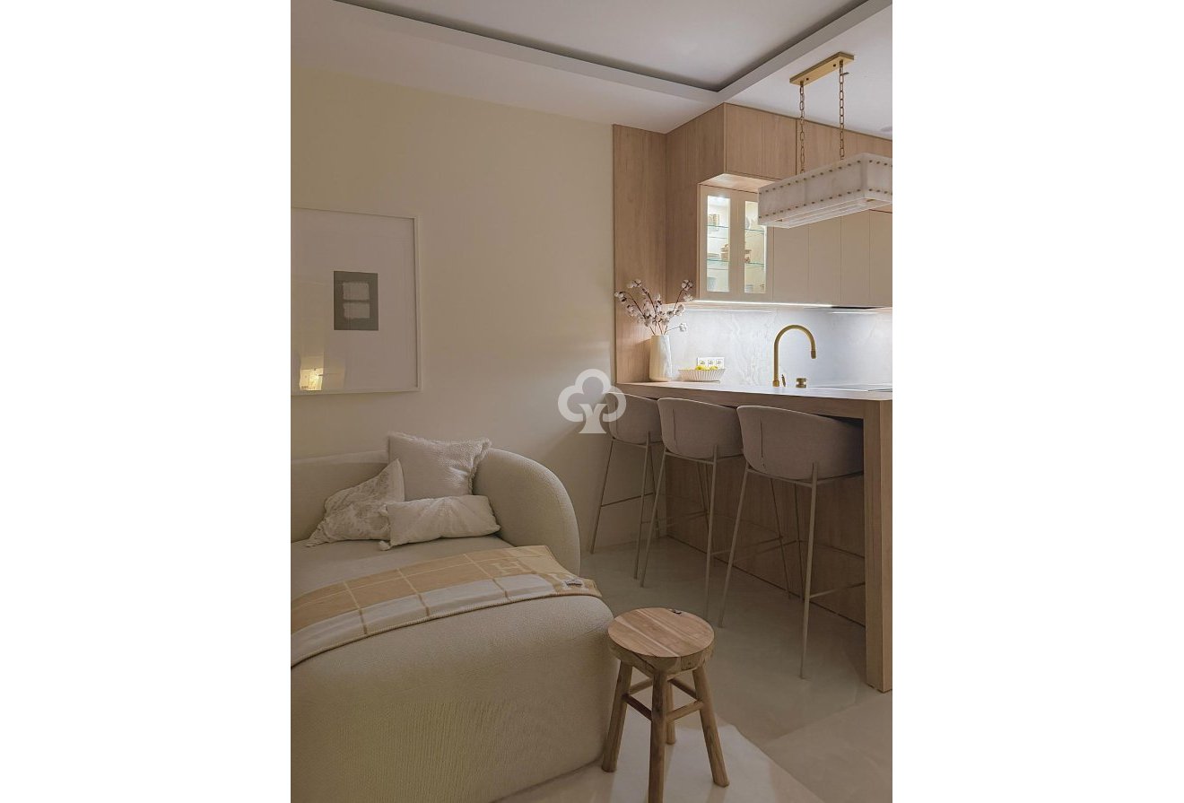 Reventa - Adosado -
Fuengirola - 2ª Línea de playa