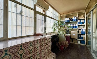 Wiederverkauf - Apartamento -
Torremolinos - Centro