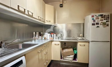 Wiederverkauf - Apartamento -
Torremolinos - Centro