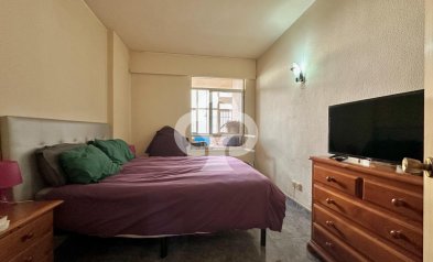 Wiederverkauf - Apartamento -
Torremolinos - Centro