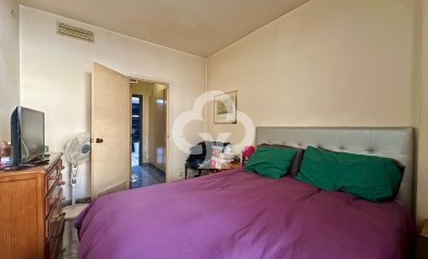 Wiederverkauf - Apartamento -
Torremolinos - Centro