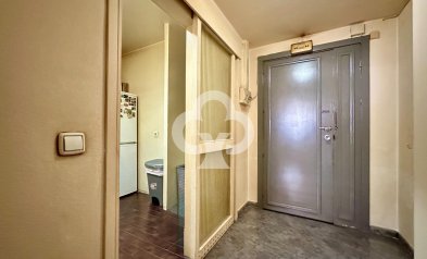 Wiederverkauf - Apartamento -
Torremolinos - Centro