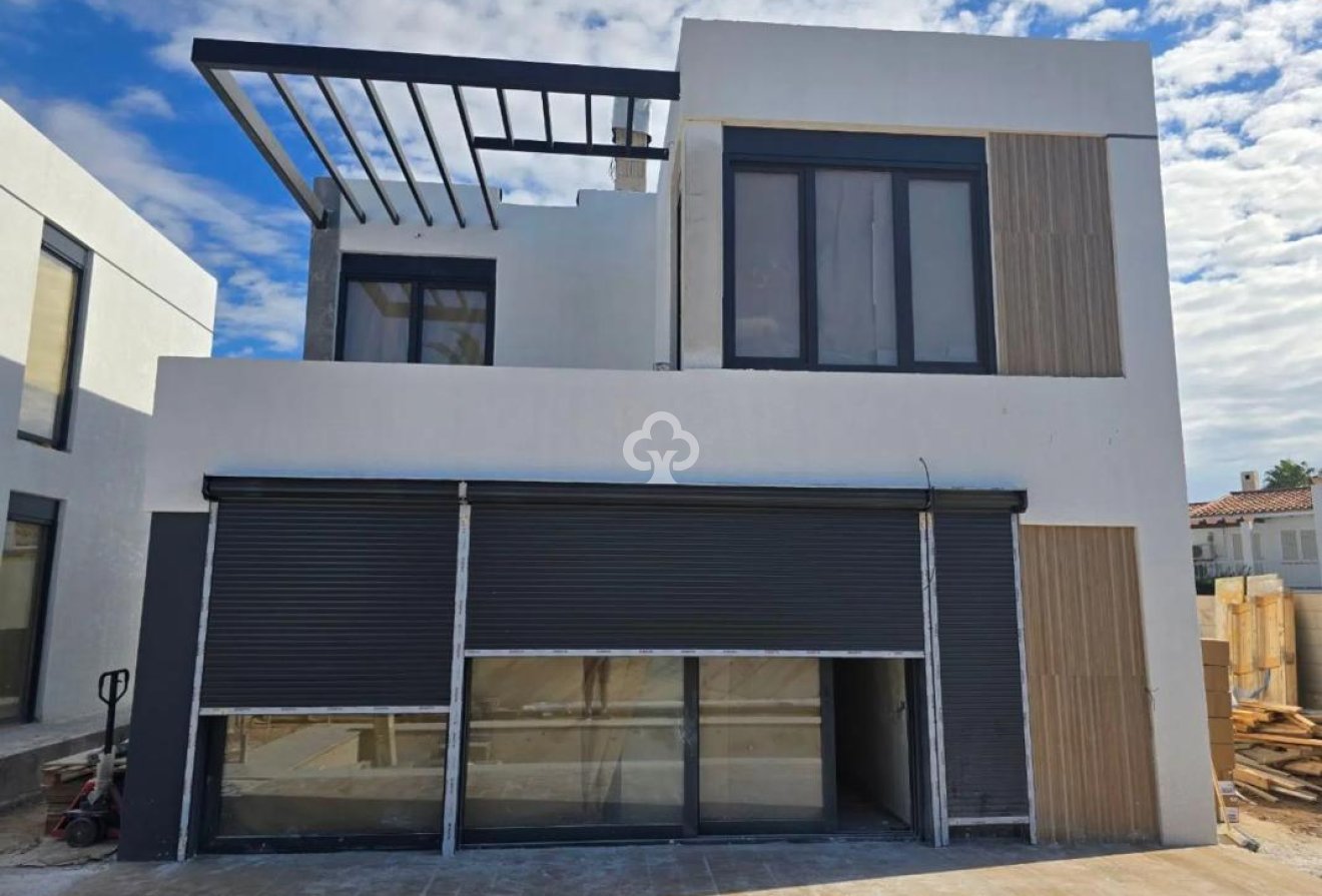 Nybyggnation - Villas -
La Nucia - Calle Capellá, 21