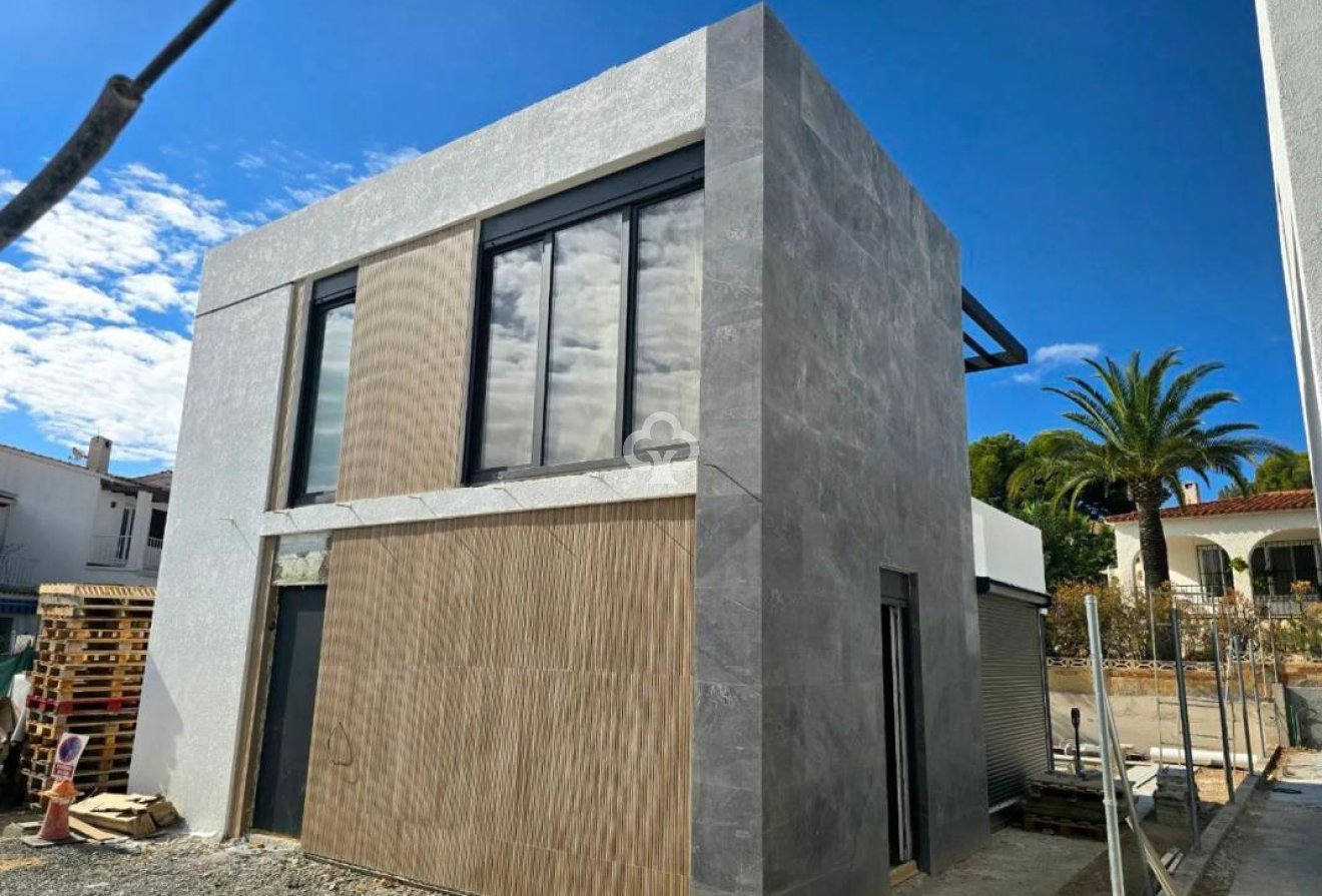 Nybyggnation - Villas -
La Nucia - Calle Capellá, 21