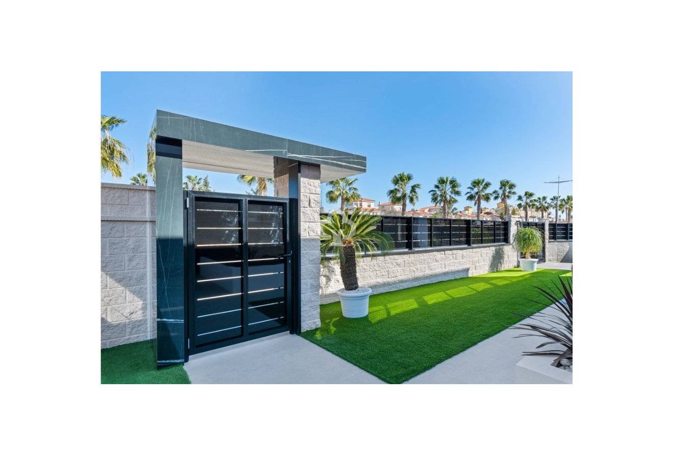 Neue Gebäude - Villas -
Algorfa - 03169