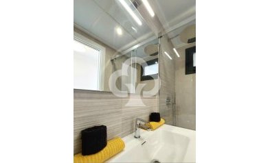 New Build - Apartment / flat -
San Miguel de Salinas - 03193