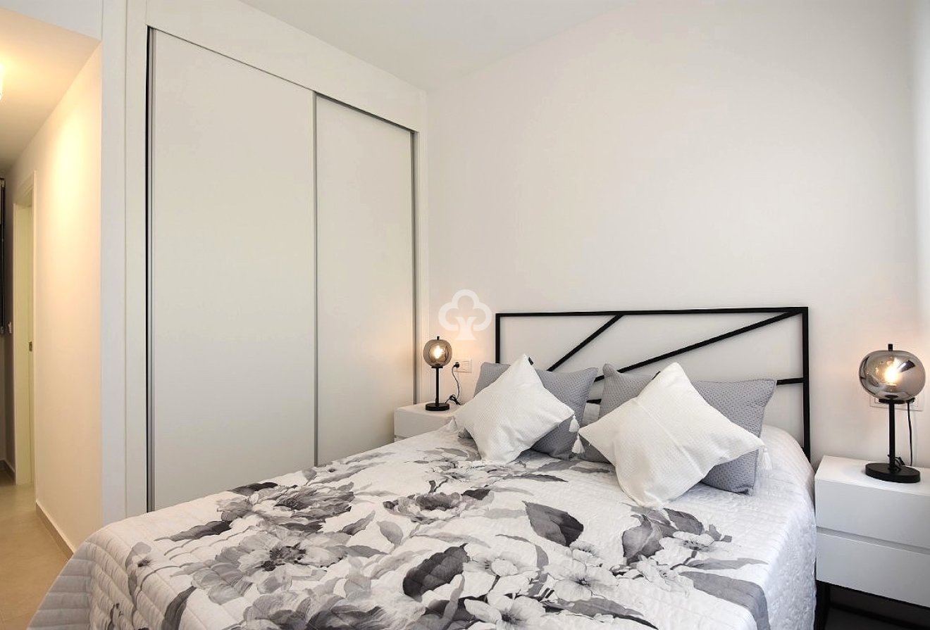 New Build - Apartment / flat -
San Miguel de Salinas - 03193