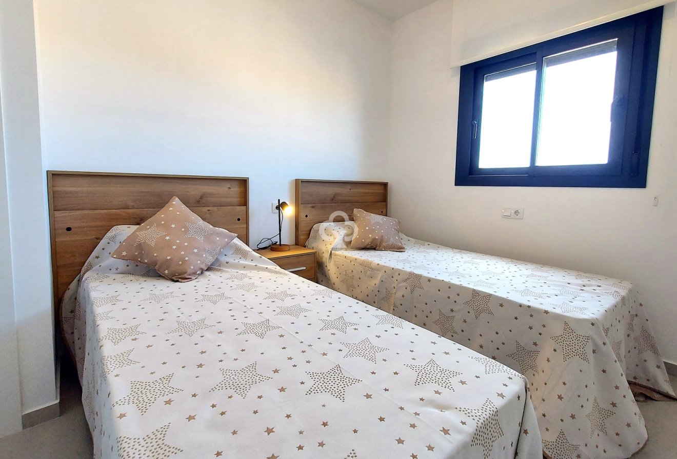 New Build - Apartment / flat -
San Miguel de Salinas - 03193