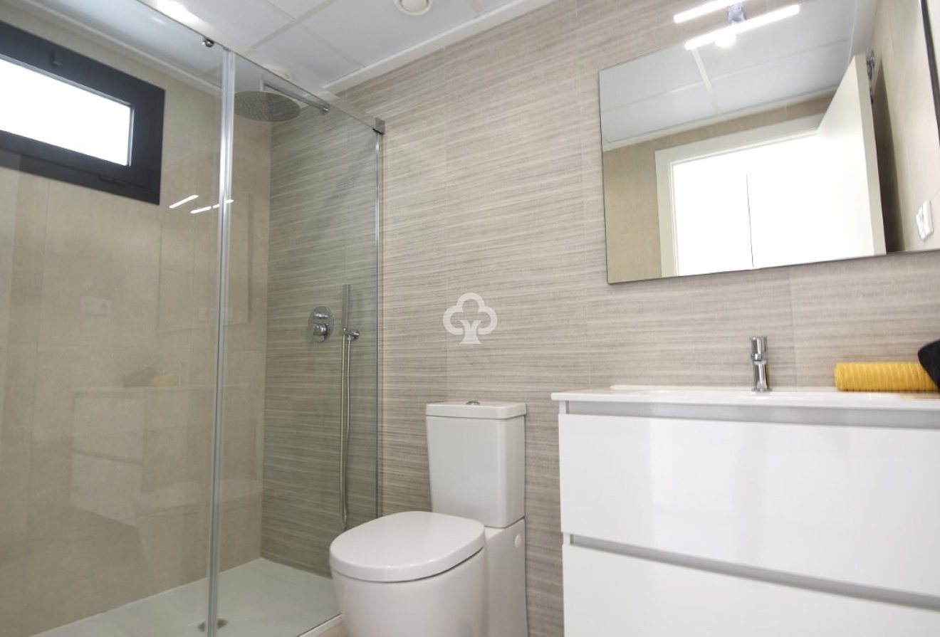 New Build - Apartment / flat -
San Miguel de Salinas - 03193