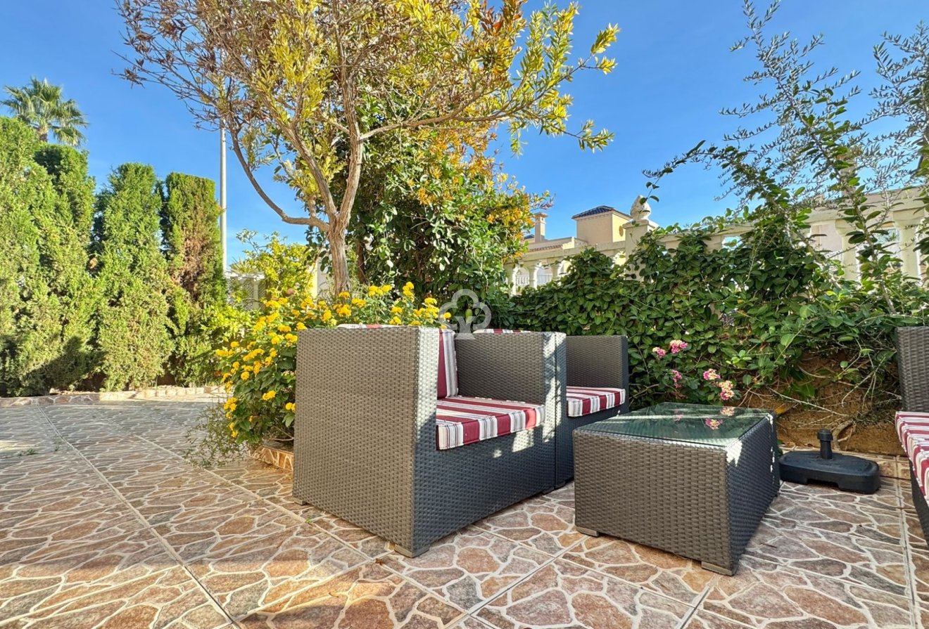 Reventa - Adosado -
Orihuela Costa - Dehesa de campoamor