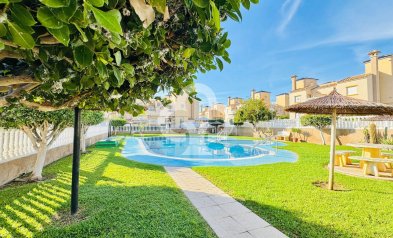 Reventa - Adosado -
Orihuela Costa - Dehesa de campoamor