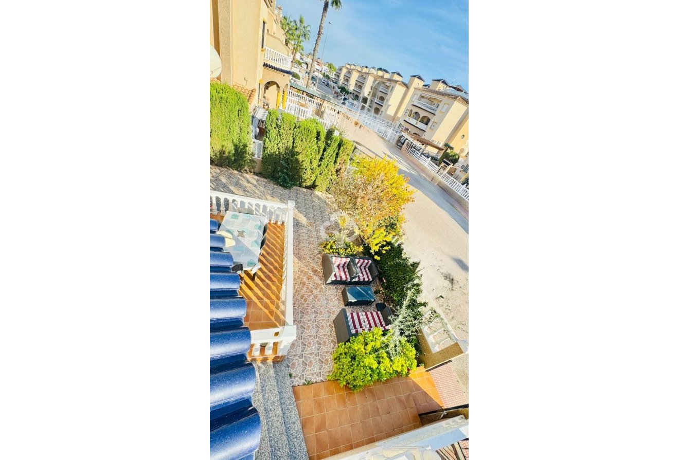 Reventa - Adosado -
Orihuela Costa - Dehesa de campoamor