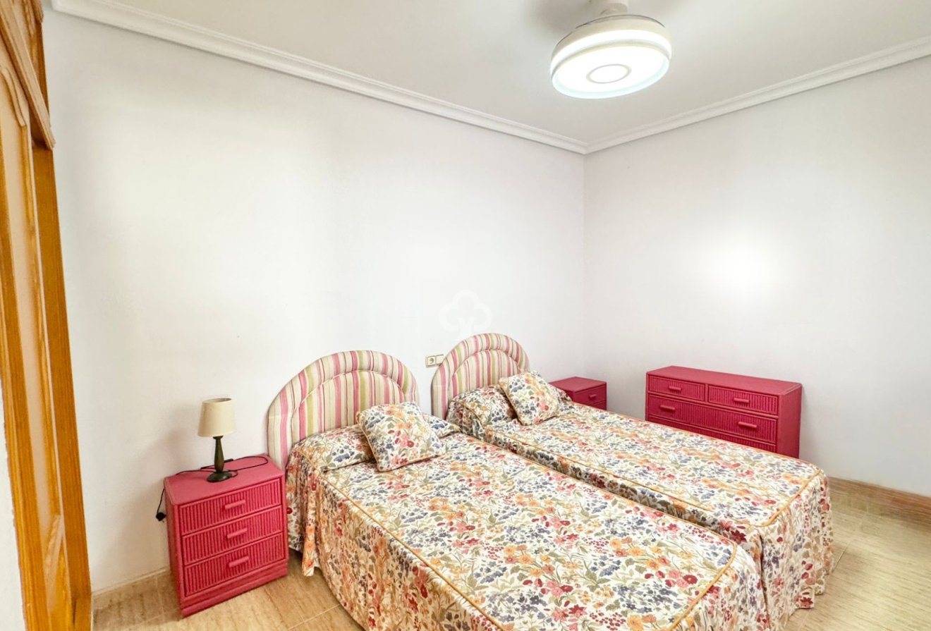 Reventa - Adosado -
Orihuela Costa - Dehesa de campoamor