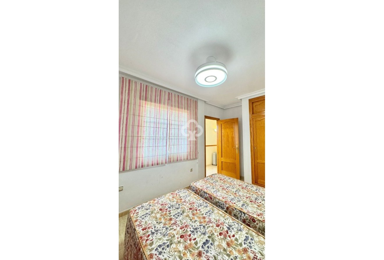 Reventa - Adosado -
Orihuela Costa - Dehesa de campoamor