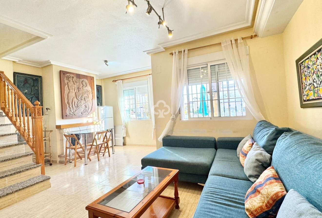 Reventa - Adosado -
Orihuela Costa - Dehesa de campoamor