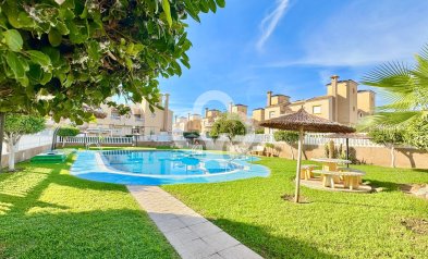 Reventa - Adosado -
Orihuela Costa - Dehesa de campoamor