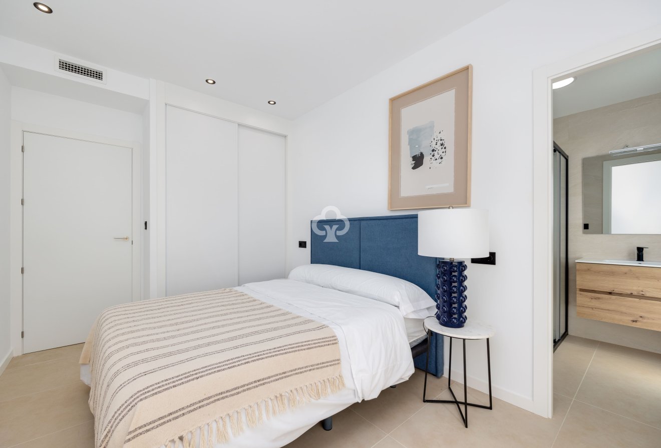 Uudiskohde - Villas -
Los Alcázares