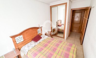 Reventa - Apartamento -
Torrevieja - Centro