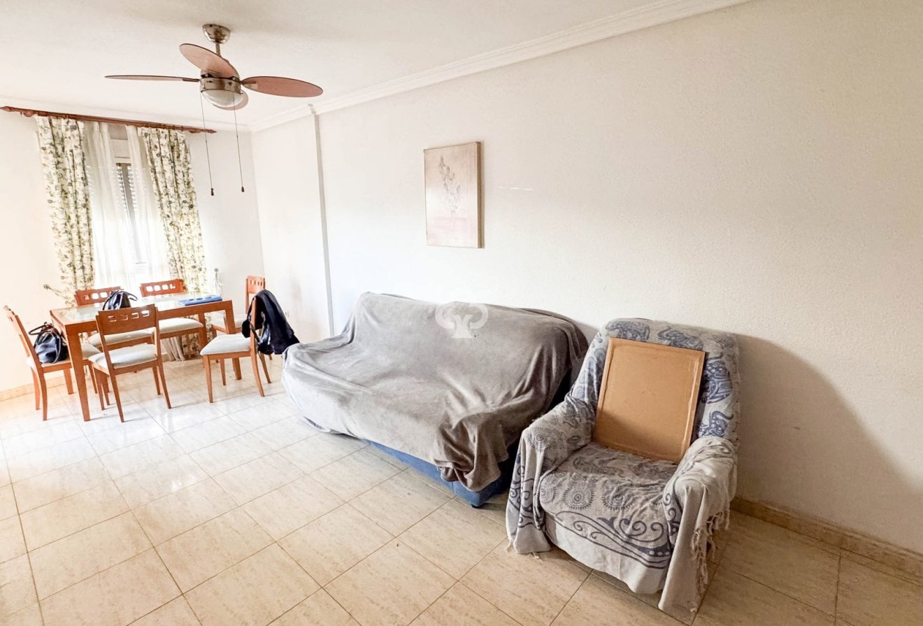 Reventa - Apartamento -
Torrevieja - Centro