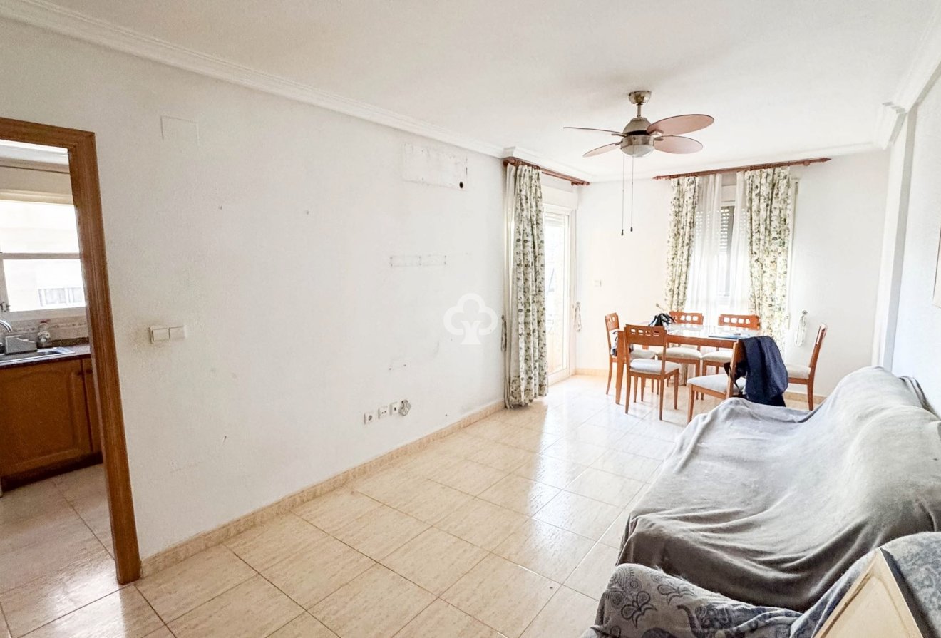 Reventa - Apartamento -
Torrevieja - Centro