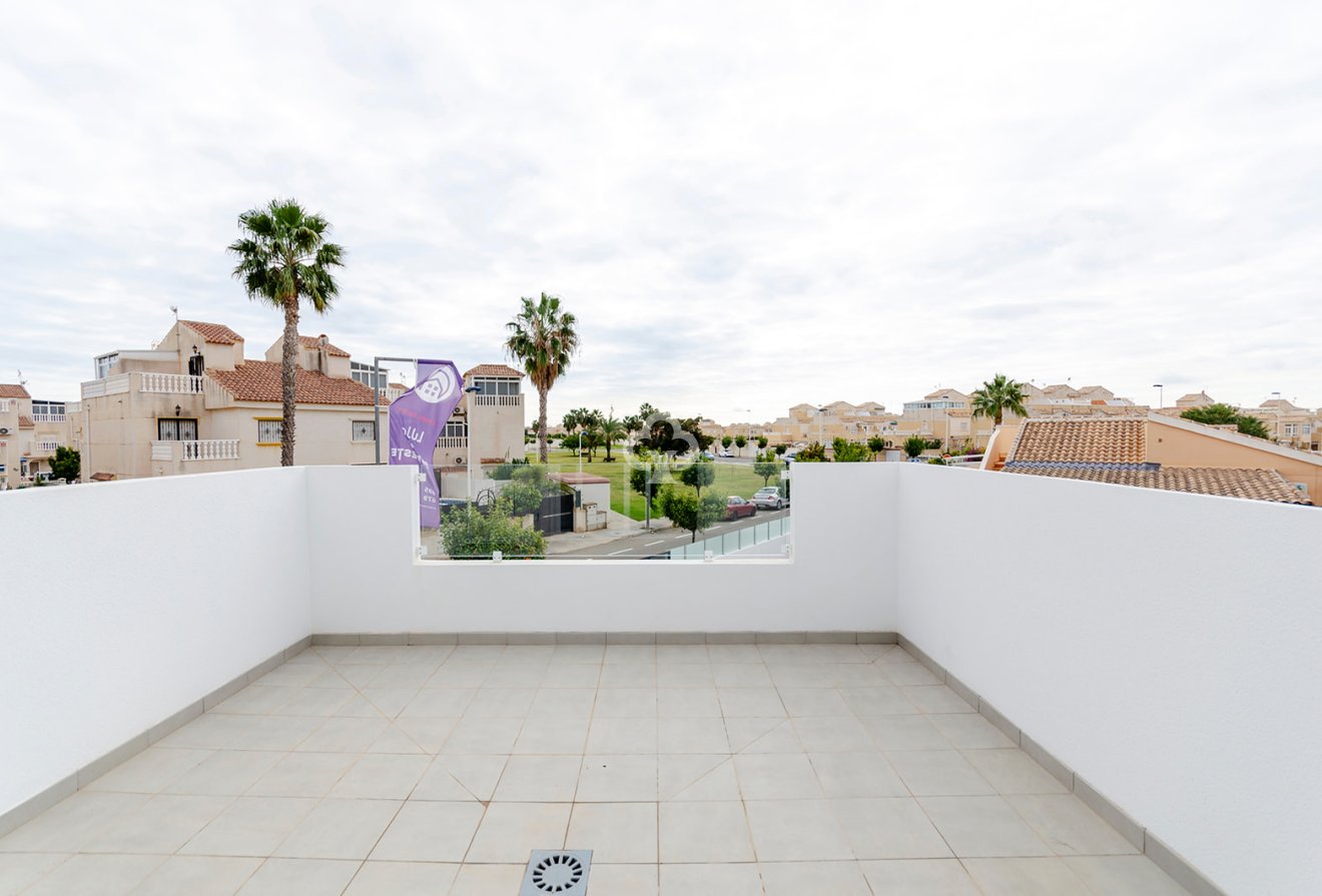 Nybyggnation - Villas -
Torrevieja - 03184