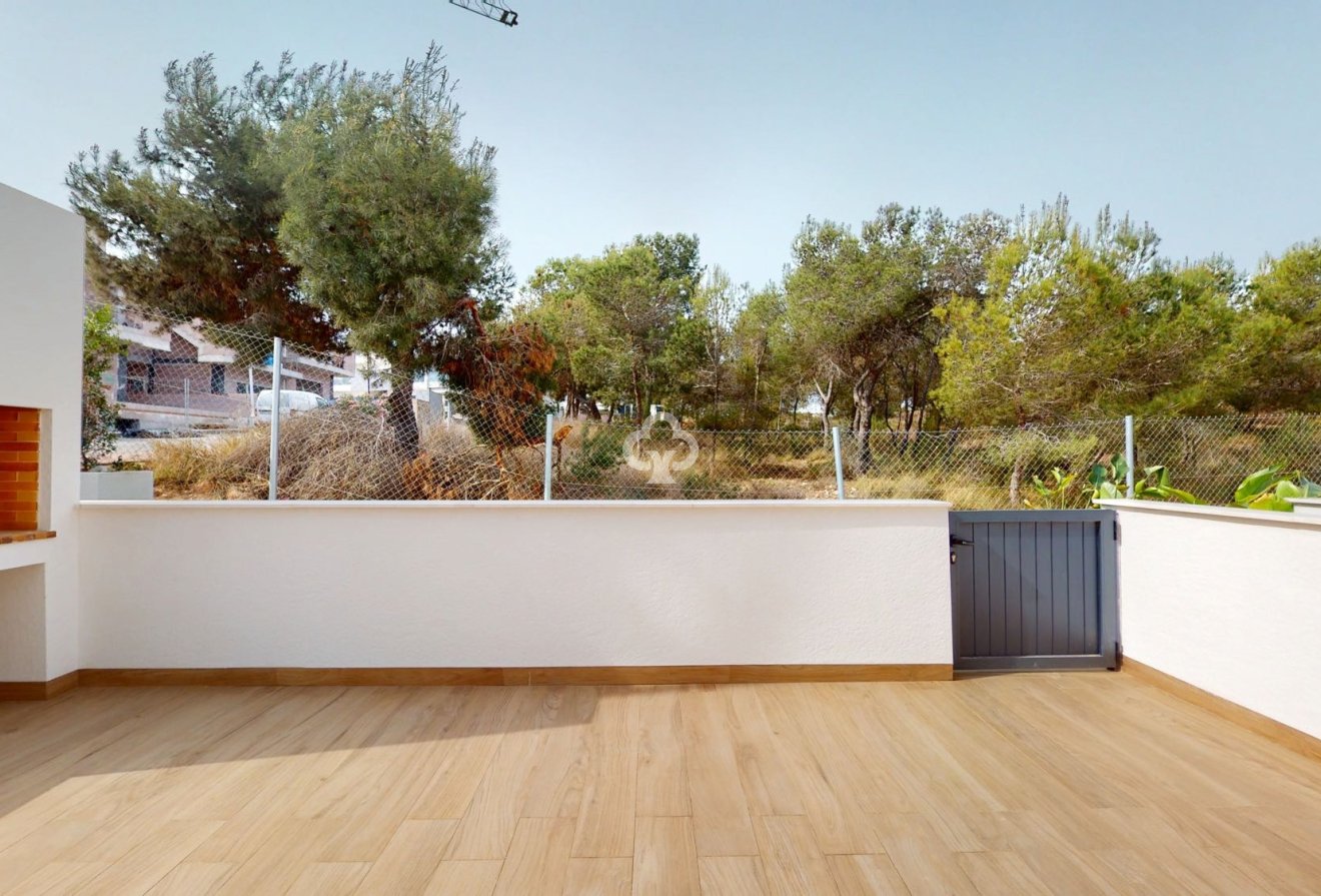 Neue Gebäude - Bungalow -
Torrevieja - 03186, Avenida Denia s/n