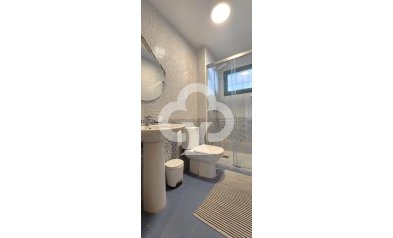 Wiederverkauf - Apartamento -
Fuengirola - Torreblanca del Sol