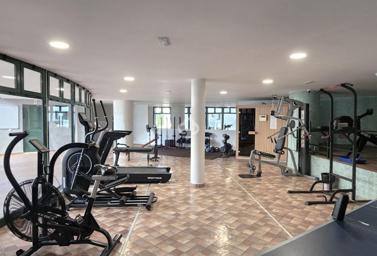 Wiederverkauf - Apartamento -
Fuengirola - Torreblanca del Sol