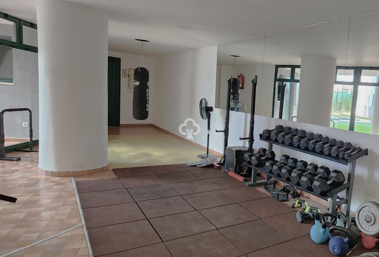 Wiederverkauf - Apartamento -
Fuengirola - Torreblanca del Sol