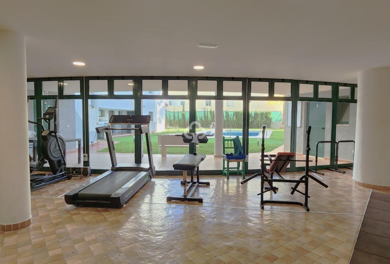 Wiederverkauf - Apartamento -
Fuengirola - Torreblanca del Sol