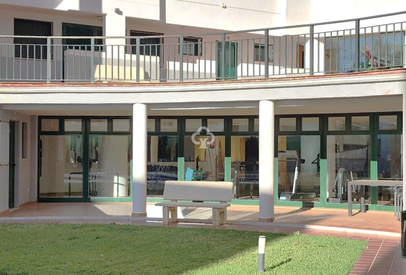 Wiederverkauf - Apartamento -
Fuengirola - Torreblanca del Sol