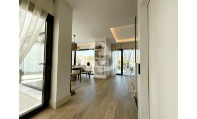 Uudiskohde - Adosados -
Málaga - 29003, Calle Apamares, 1