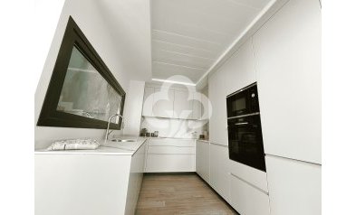 Uudiskohde - Adosados -
Málaga - 29003, Calle Apamares, 1