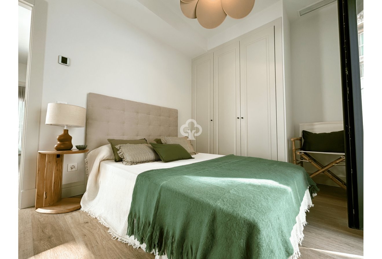 Uudiskohde - Adosados -
Málaga - 29003, Calle Apamares, 1