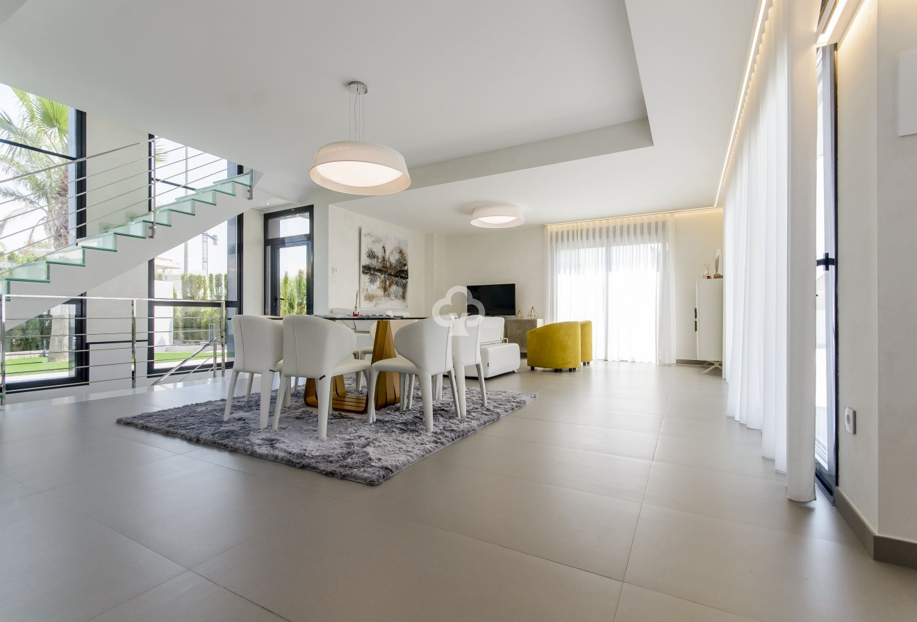 Uudiskohde - Villas -
Orihuela - 03189