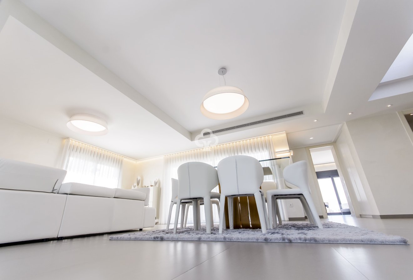 Uudiskohde - Villas -
Orihuela - 03189