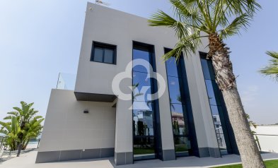 Uudiskohde - Villas -
Orihuela - 03189