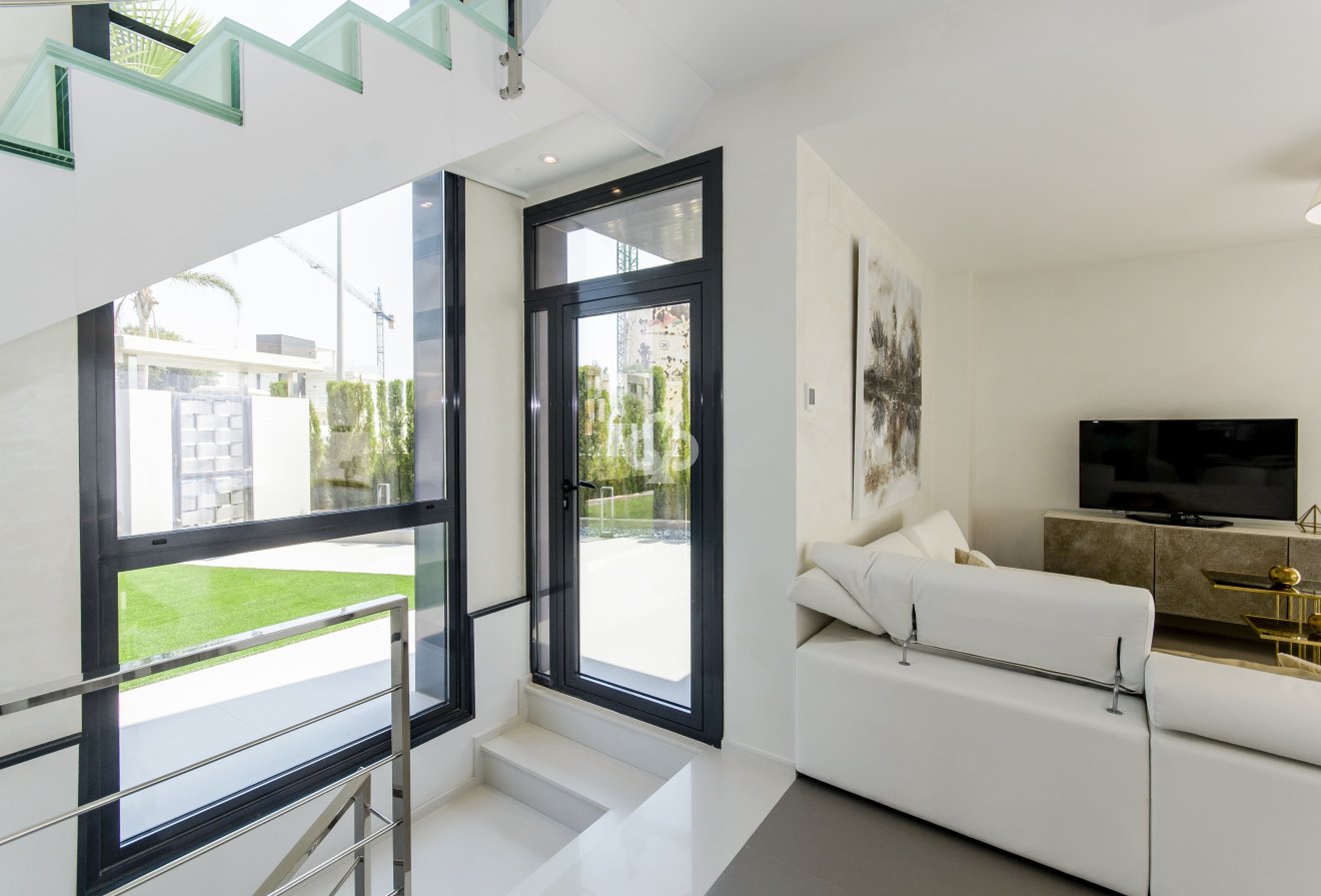 Uudiskohde - Villas -
Orihuela - 03189